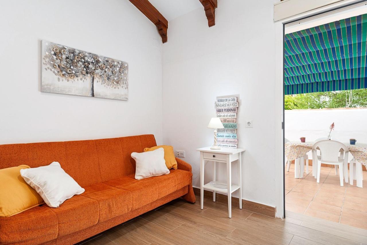 Apartamento En La Playa Con Terraza โกนิล เด ลาฟรอนเตรา ภายนอก รูปภาพ